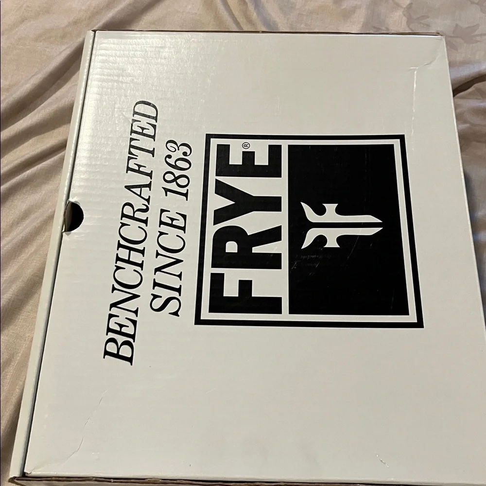 Frye black boots 6.5 preowned (see pics for condition) - Picture 6 of 6